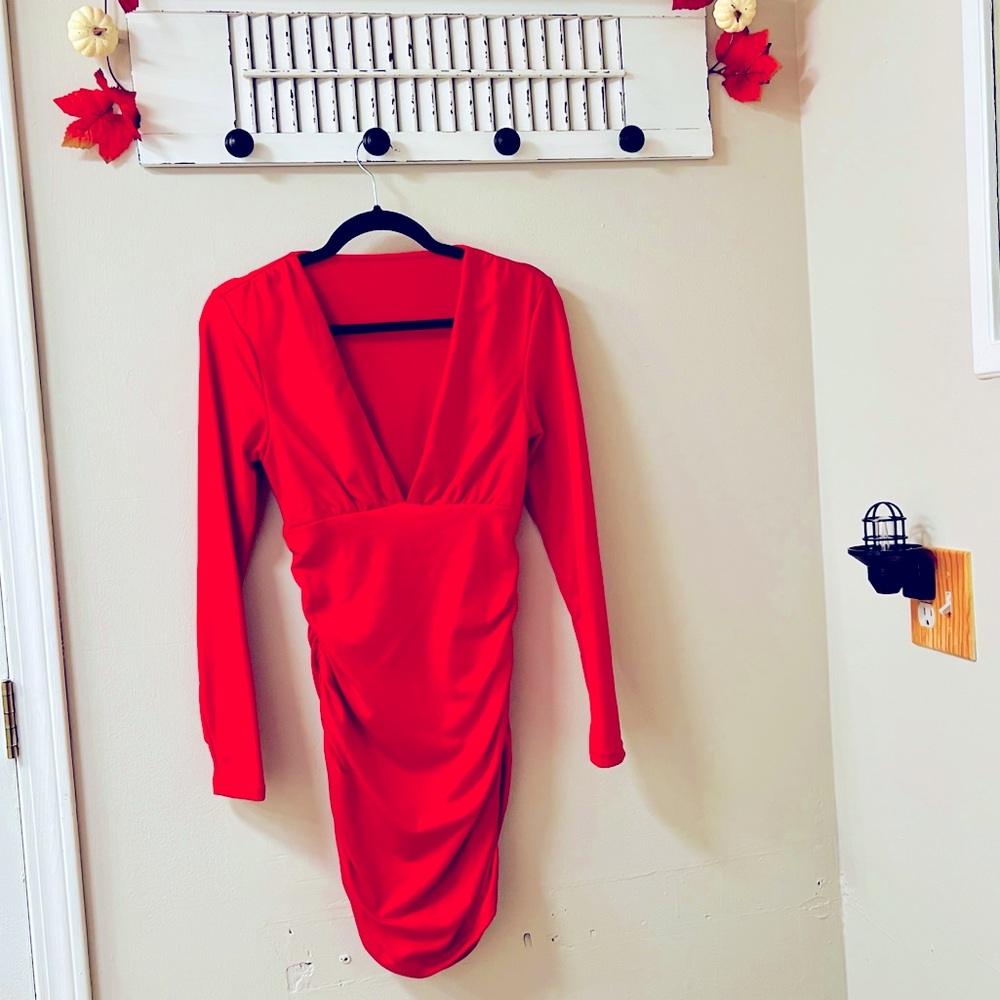 🪄 NEW ✨ Long Sleeve Dress ❤️‍🔥